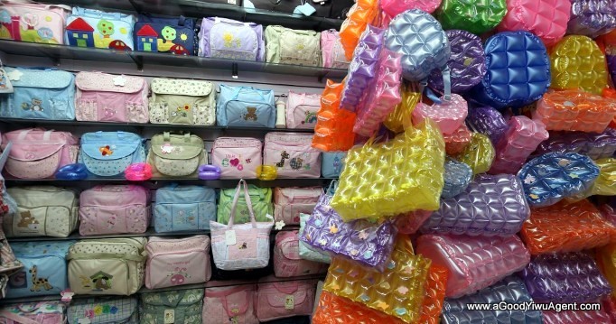 bags-purses-luggage-wholesale-china-yiwu-394