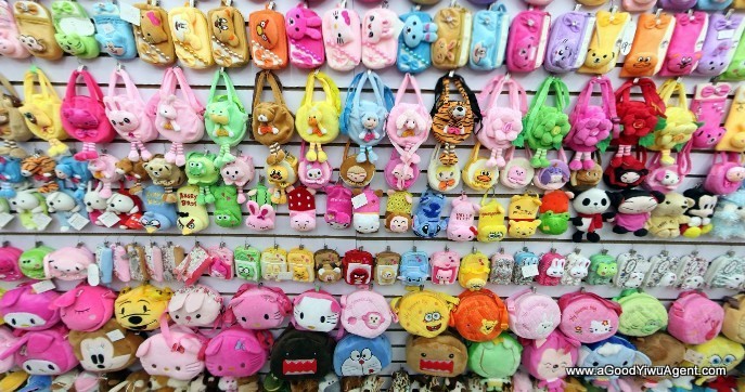 bags-purses-luggage-wholesale-china-yiwu-400