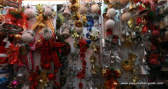 christmas-decorations-wholesale-china-yiwu-004